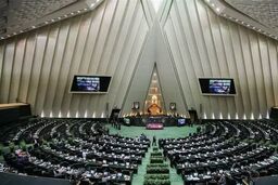 بمب خبری از مجلس ۱۶۵ نماینده سران قوا را نشانه گرفتند ارز ریشه تورم