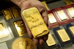 سقف قیمت‌ها شکست: سکه ۱۵۶ میلیون و ۴۰۰ هزار، طلای ۱۸ عیار ۱۵ میلیون تومان!