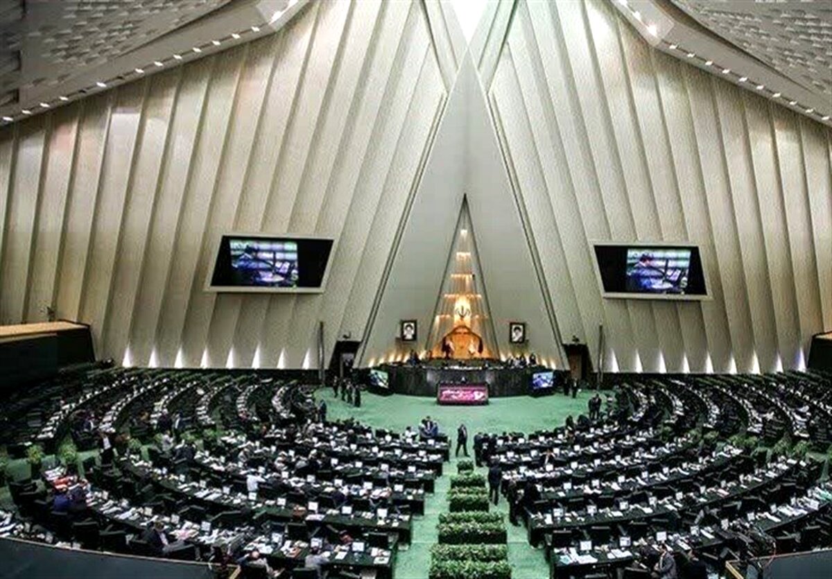 ۱۶۵ نماینده، «نظریه کسری بودجه» را باطل کردند: «ریشه تورم فقط در ارز است!»