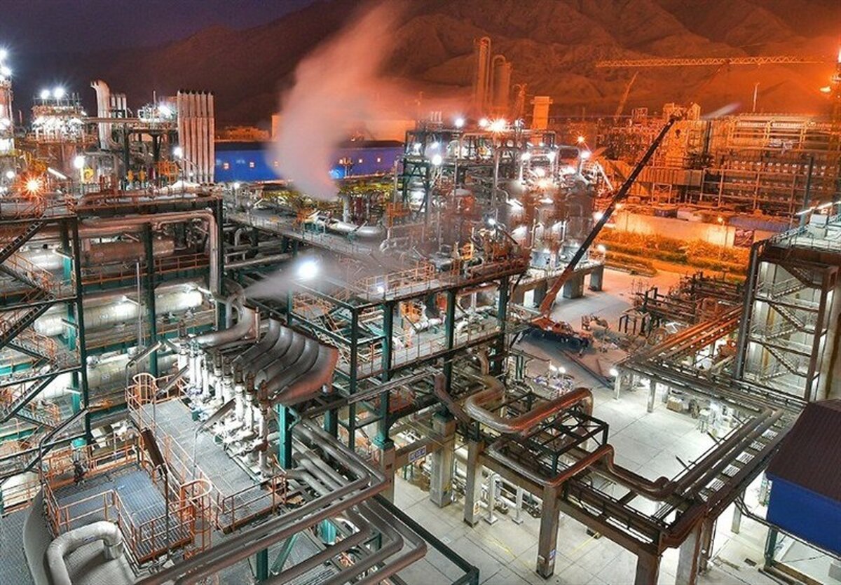خون پتروشیمی به رگ‌های اقتصاد بازگشت: فاش شدن رقم باورنکردنی بازگشت ارز در ۷ سال!