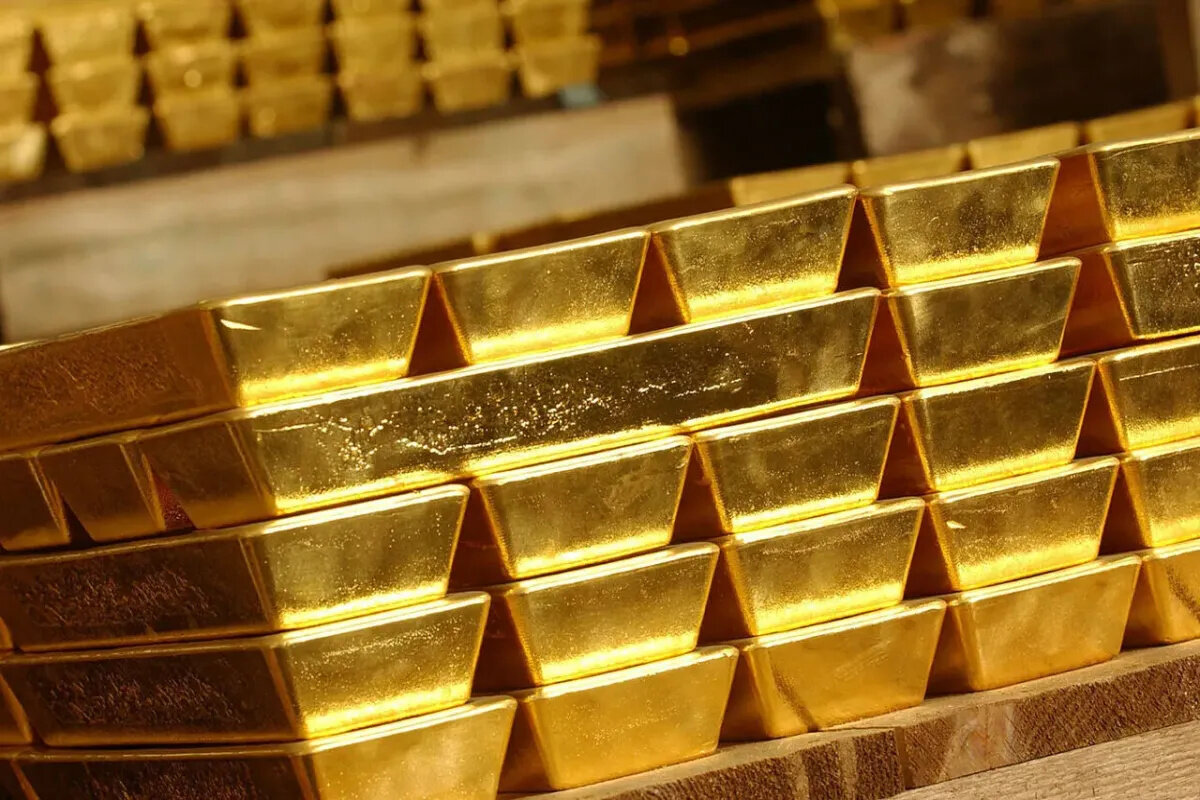 بلومبرگ فاش کرد: سقوط آزاد طلا به ۵۰۱۷ دلار، بازار جهانی در شوک!