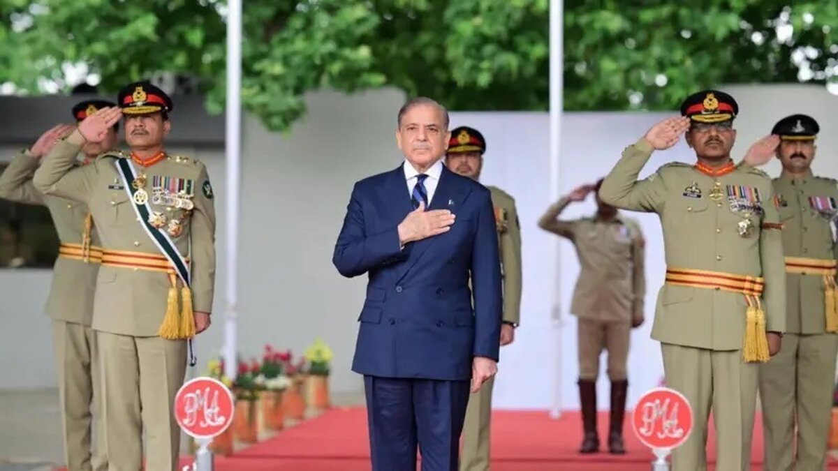 پاکستان در آستانه فروپاشی: افشای پشت پرده طرح جنجالی اصلاح قانون اساسی!