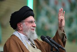 گزیده صحبت های رهبری در نماز عید فطر ۱۴۰۴ / پاسخ به تهدیدات ترامپ