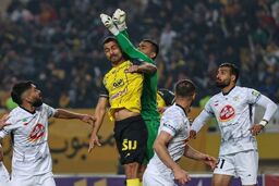 شکست سنگین فجر در دربی؛ سپاهان صدرنشین شد!