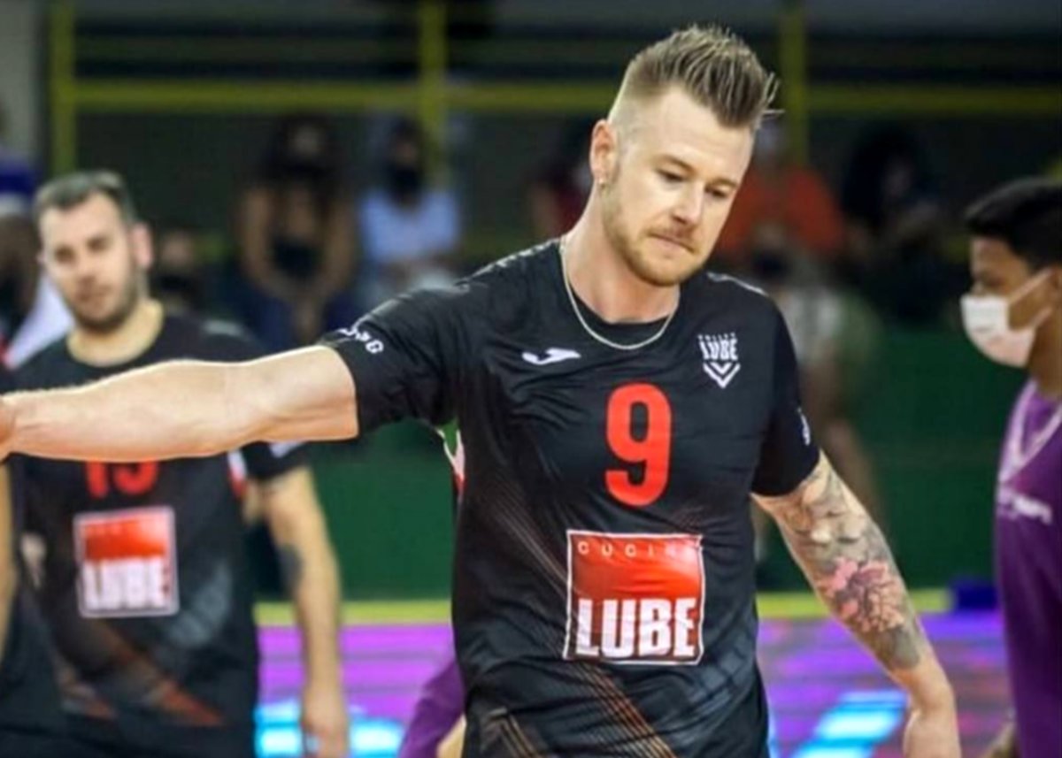 افشاگری تکان‌دهنده FIVB: ۲۰ مدل موی باورنکردنی زایتسف، سوپراستار والیبال که هیچ‌کس از آن خبر نداشت!