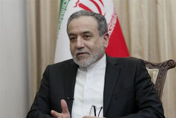 ادعای جنجالی عراقچی: آمریکایی‌ها دشمن ما نیستند!