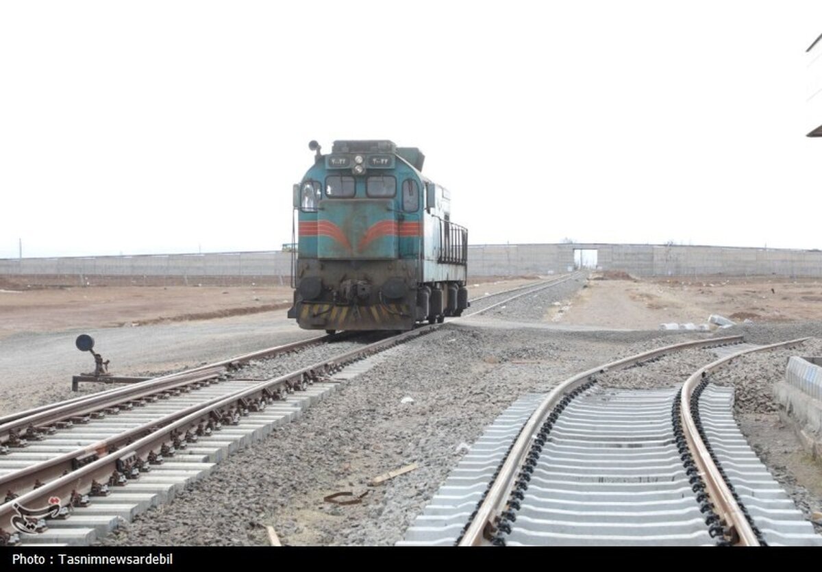فاجعه 3400 میلیاردی راه آهن: پول ملت در 1403 دود شد!