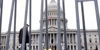 جنجال بزرگ در واشنگتن: سناتورها در آستانه پایان طولانی‌ترین تعطیلی دولت با بسته‌ای که تاریخ‌ساز می‌شود