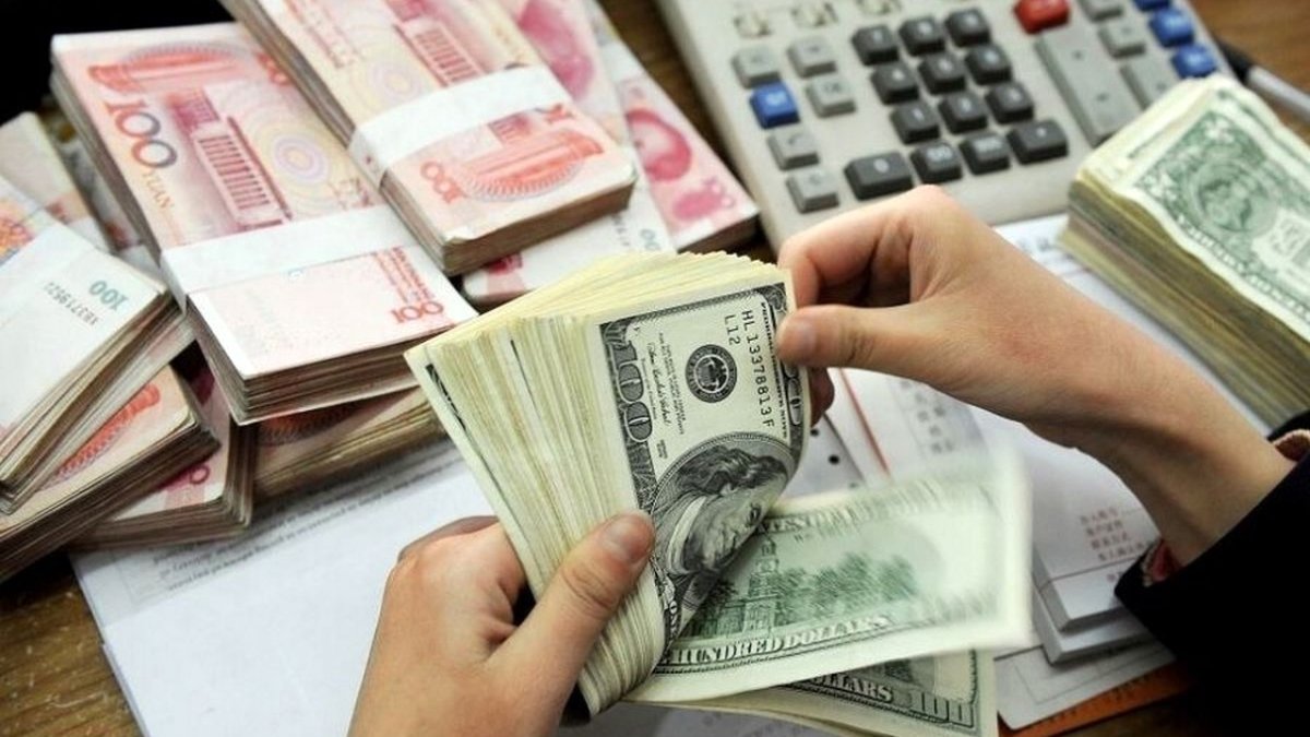 قیمت دلار سیاست‌گذار را به تکاپو انداخت!