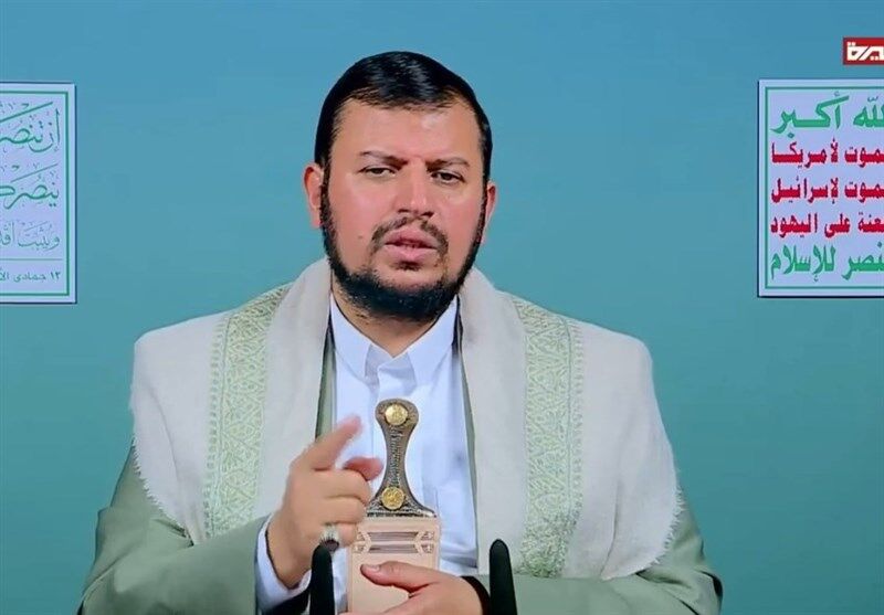 الحوثی: تمام قد در کنار ایران؛ هشداری بی‌سابقه به دشمنان!