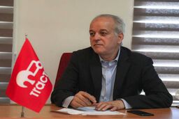 فوری و جنجالی: مدیرعامل تراکتور فیفا را وسط کشید!
