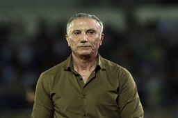درخشان آتش به پا کرد: فاجعه پیری تیم زیر سر اوسمار است!