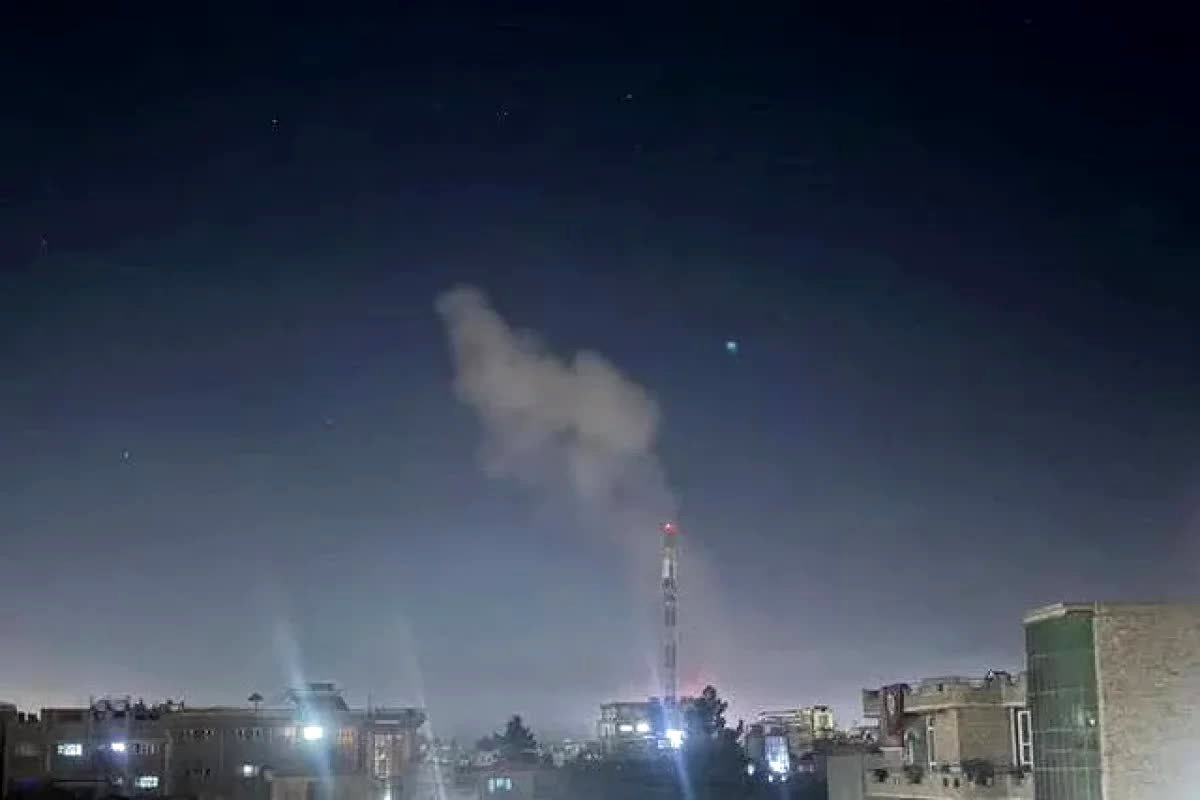 فوری و تکان‌دهنده: پاکستان شبانه افغانستان را هدف قرار داد! جزئیات عملیاتی که منطقه را به لرزه درآورد