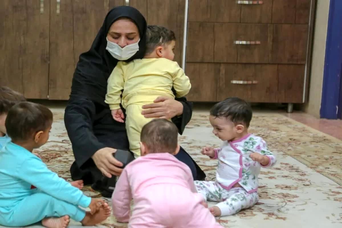 کودکان در طرح "میزبان": آیا واگذاری "موقت" سرنوشت آنها را تباه می‌کند؟