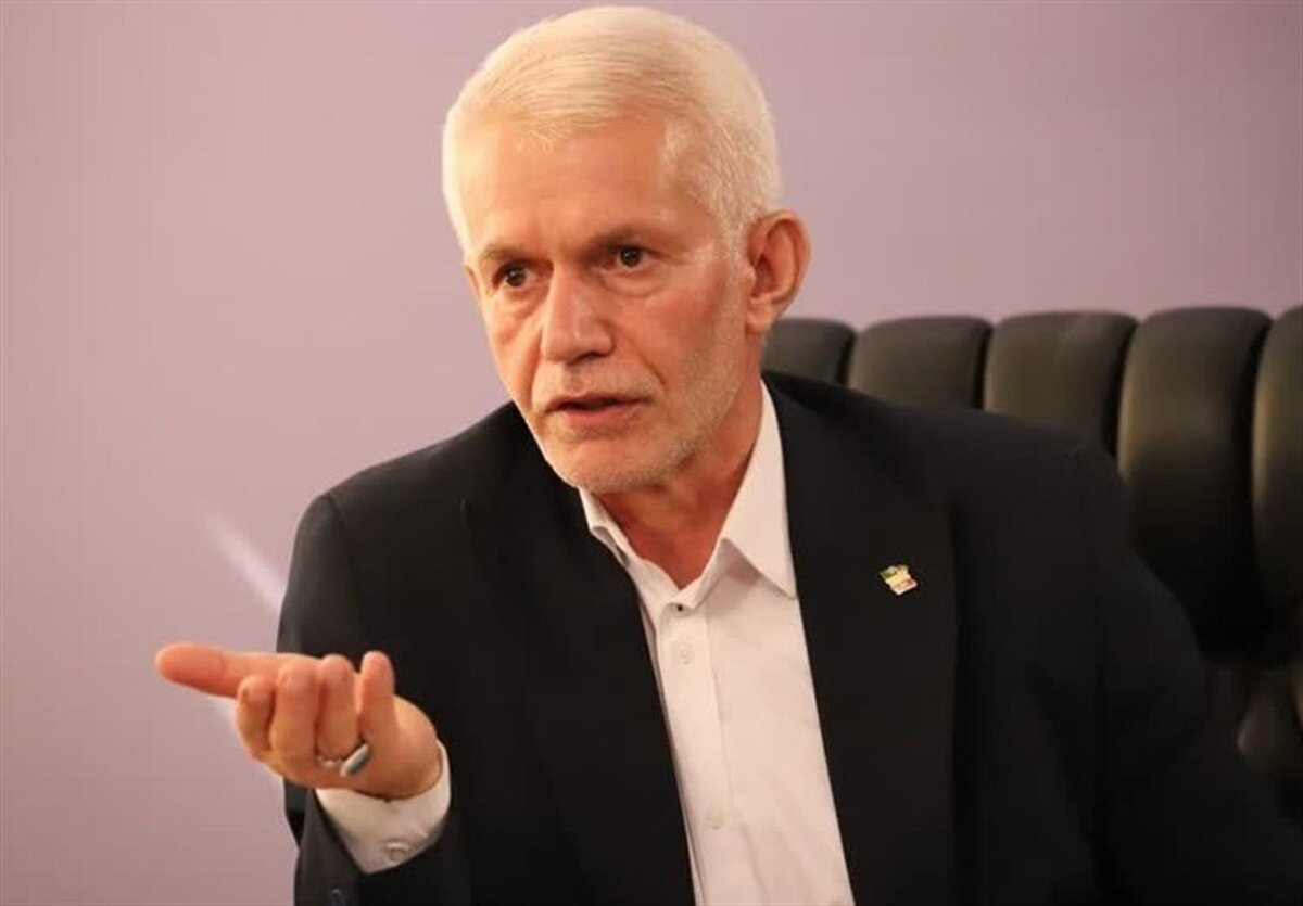 اسبقیان خط قرمز کشید: پولادگر در انتخابات تکواندو جایی ندارد!