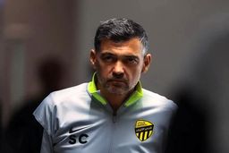 کونسیسائو: با ۱۰ بازیکن، الهلال را تحقیر کردیم!