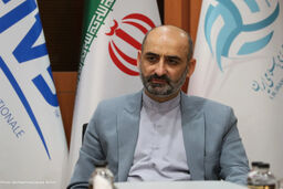 استعفای پرده‌بردارانه: موسوی مقصر نیست! زیر پرچم کسی نمی‌روم!