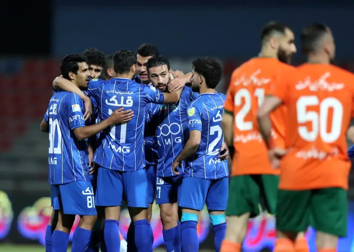 شوک بزرگ در آستانه نبرد مرگ و زندگی! استقلال با «طلای مس» فاصله را ۴ امتیاز کرد؛ آیا سرخ‌ها سقوط می‌کنند؟