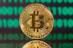هشدار بلومبرگ: نوامبر، قبرستان بیت‌کوین؟ سقوطی بی‌سابقه در راه است!