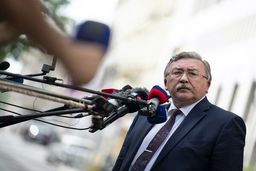 اولیانوف: ایران، سرنوشت برنامه هسته‌ای‌اش را خودش رقم می‌زند