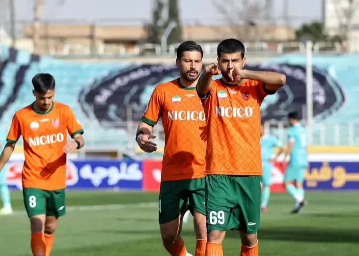 کراس جهنمی جباری: استقلالی‌ها به زانو درآمدند! (عکس)