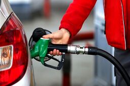 سه‌نرخی شدن بنزین: پایان تبعیض یا آغاز بحران؟