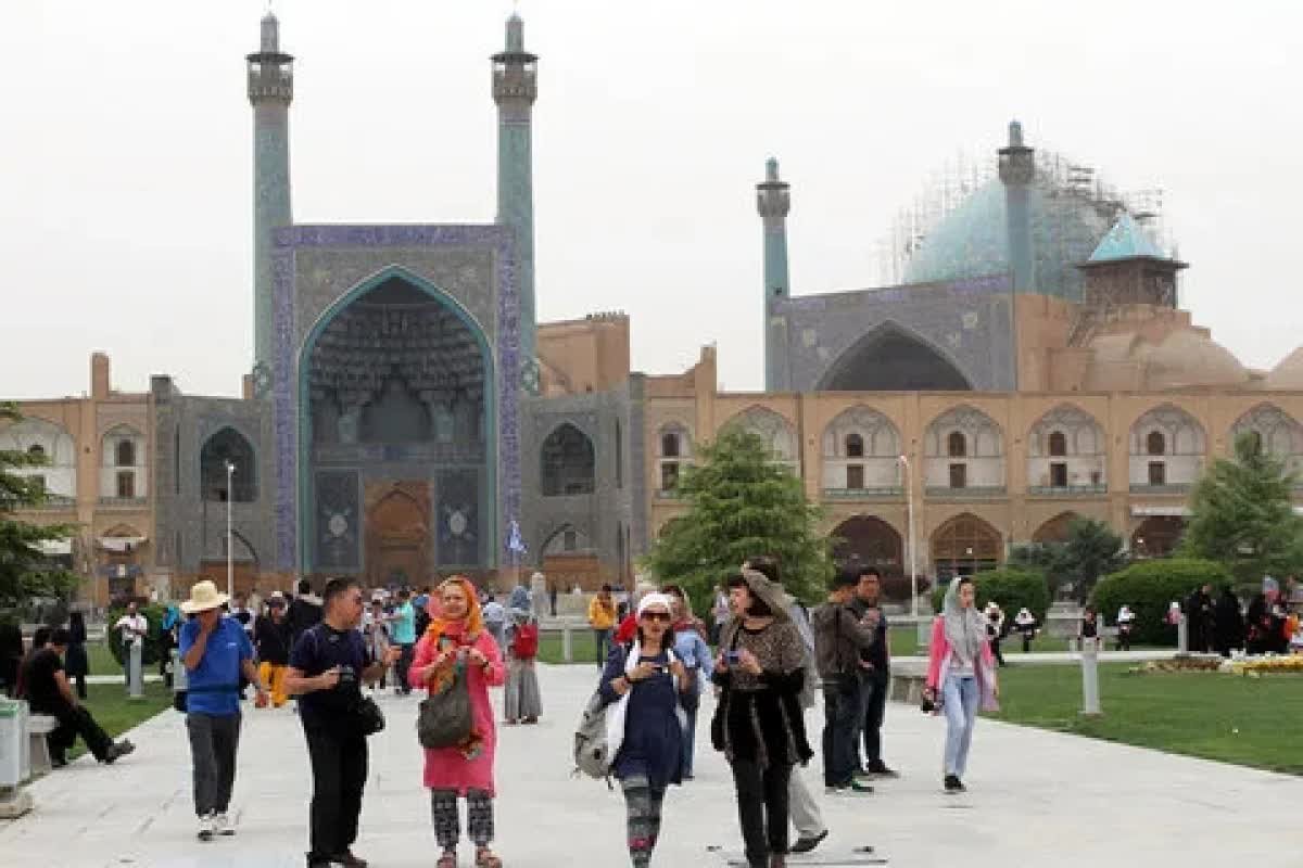 شوک بزرگ: این قانون هزینه سفر به ایران را 'سر به فلک' می‌کشد!