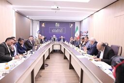 هشدار فاجعه‌بار اصناف: «سونامی ارز» بازار را به اغما برده، اقتصاد نفس نمی‌کشد!