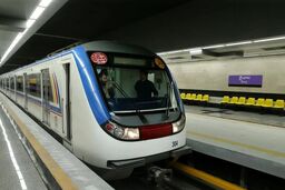 مقایسه جالب مترو تهران و لس‌آنجلس