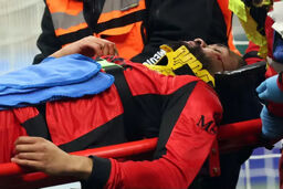 THOUGHT: The user wants me to rewrite a news headline in a "sensational" style suitable for a news website.
The original headline is: "مهاجم میلان 8 هفته خانه‌نشین شد" (Milan striker out for 8 weeks).

Here are some ideas for making it sensational:
1.  **