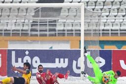 سپاهان از صحنه پنالتی خود سند منتشر کرد