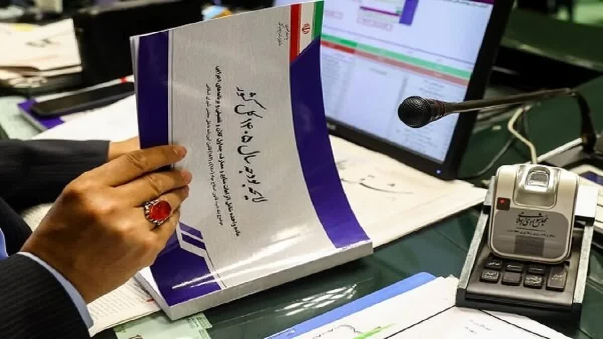 فوری و جنجالی: حداقل افزایش حقوق فقط ۳۰ درصد! آیا مردم راضی می‌شوند؟