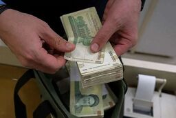 فوری: تصویب جنجالی افزایش حقوق ۲۱ تا ۴۳ درصدی؛ "پلکانی معکوس" چه کسانی را خوشحال و چه کسانی را عصبانی می‌کند؟