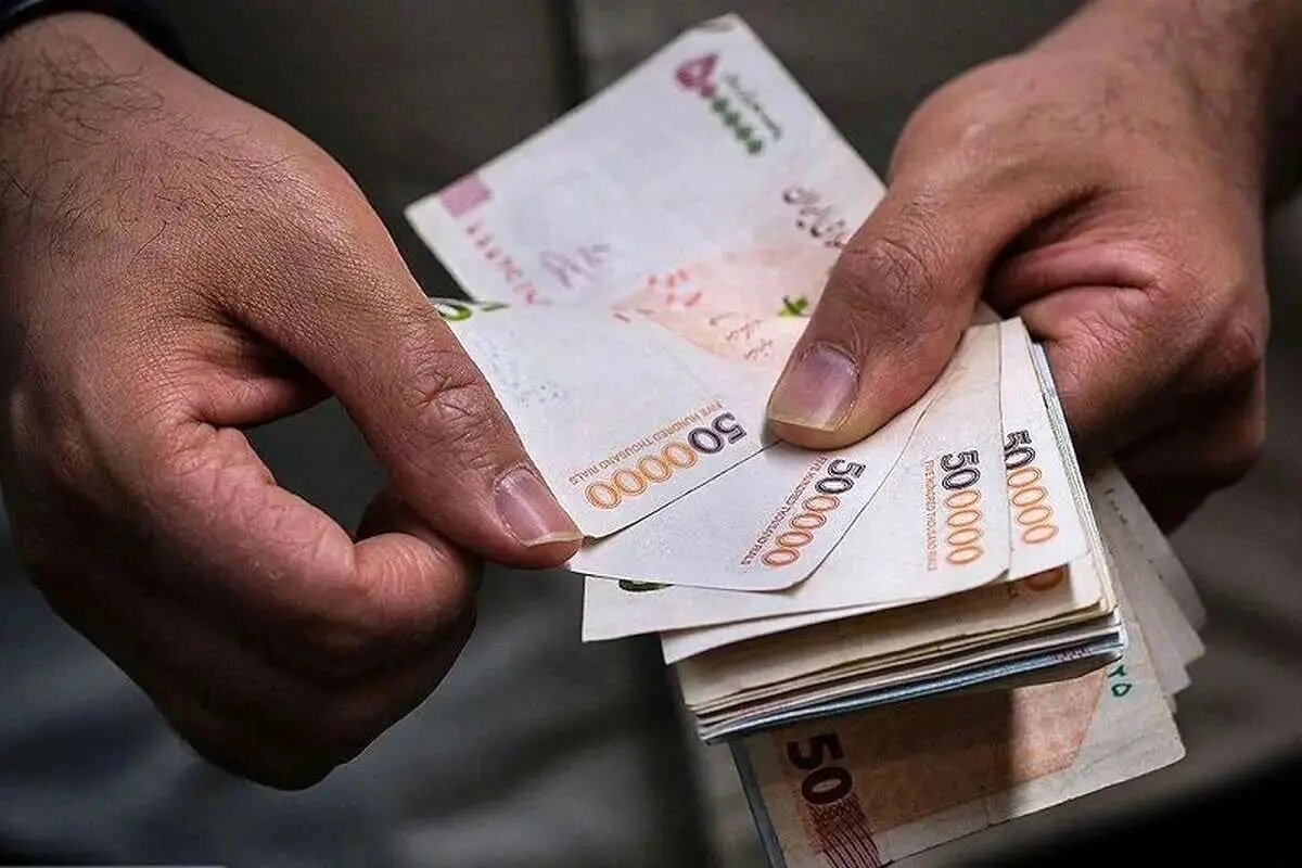 فشار جدید بر مردم در بودجه ۱۴۰۵: بنزین، ارز و نان زیر تیغ گرانی